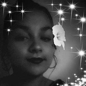 Meet your Posher, Beatriz